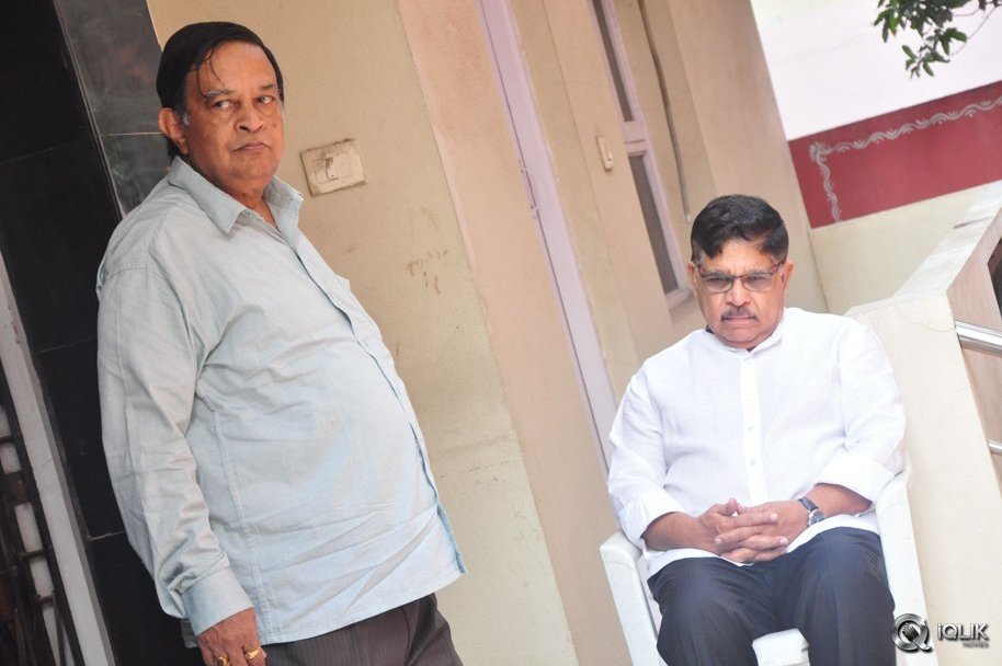 Celebrities-Pay-Homage-To-Edida-Nageswara-Rao